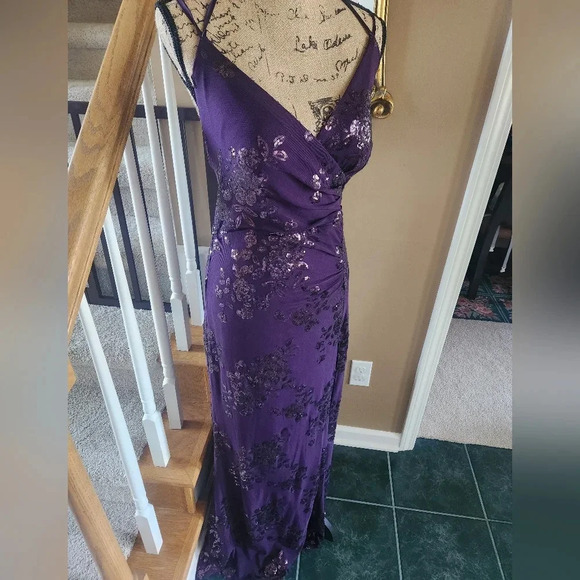 NWT Purple Speechless Long Dress with Cross Straps and Sequins Size 14W - Picture 4 of 5